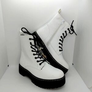 Sincerely Jules NEW Designer Women's White Combat Boots - sz. 8 1/2M